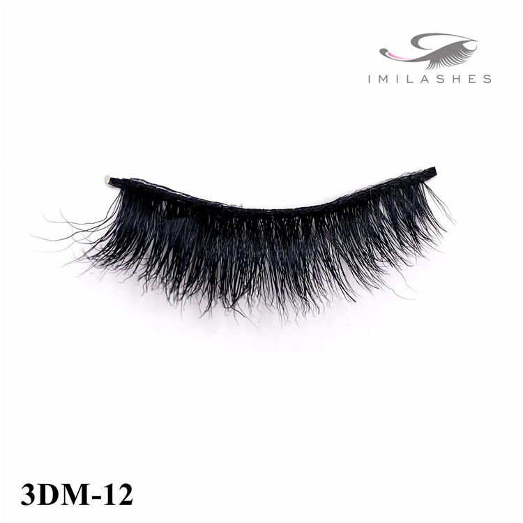 strip-mink-eyelashes.jpg